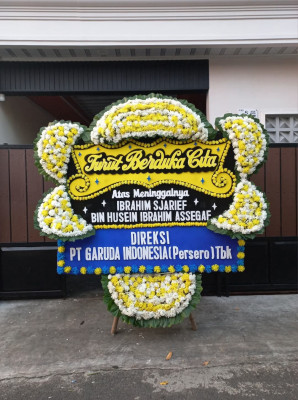 Papan Bunga Duka di Leksula